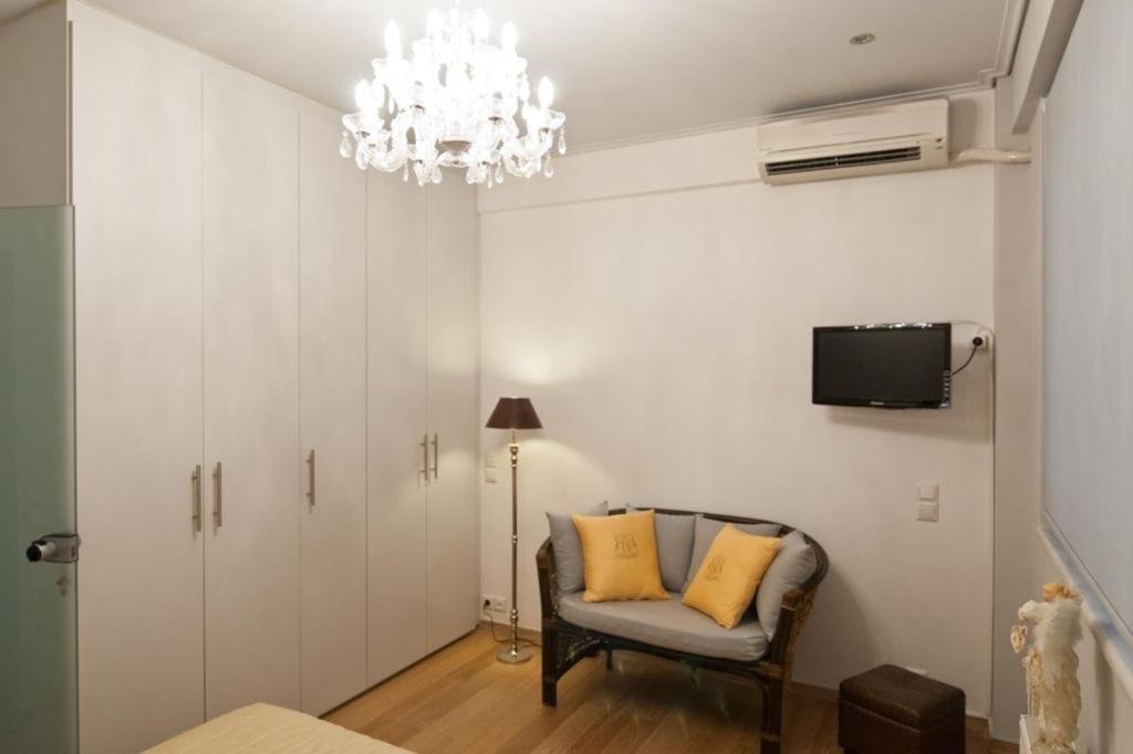 Acropolis Luxury Apartment With Balcony 아테네 외부 사진
